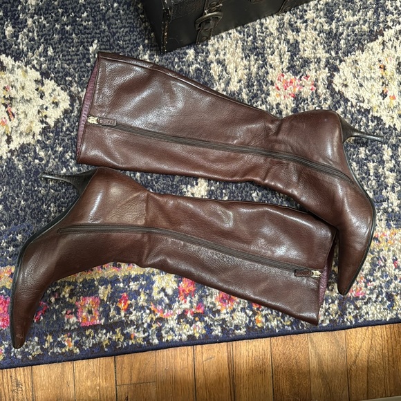 Vintage Gucci Brown kitten heel boot - Picture 1 of 7